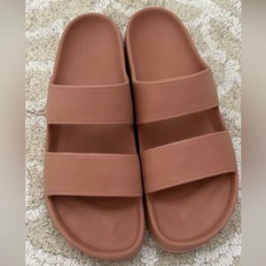 Old Navy Double Strap Slide Sandals